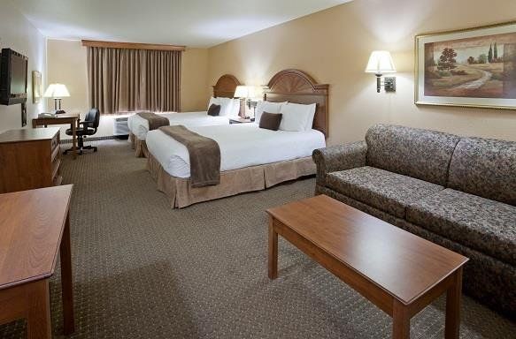 Expressway Suites - thumb 2