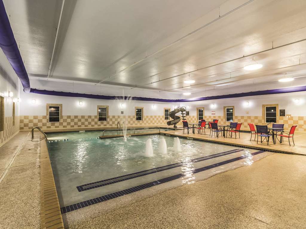 La Quinta Inn & Suites Fargo - thumb 9