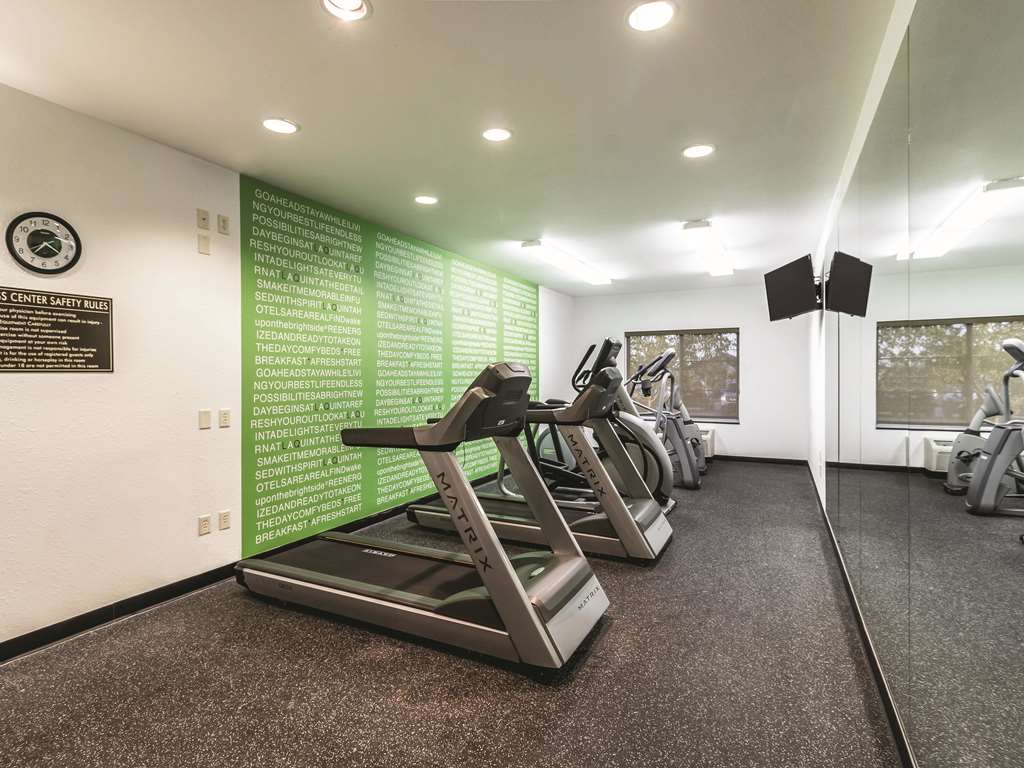 La Quinta Inn & Suites Fargo - thumb 14