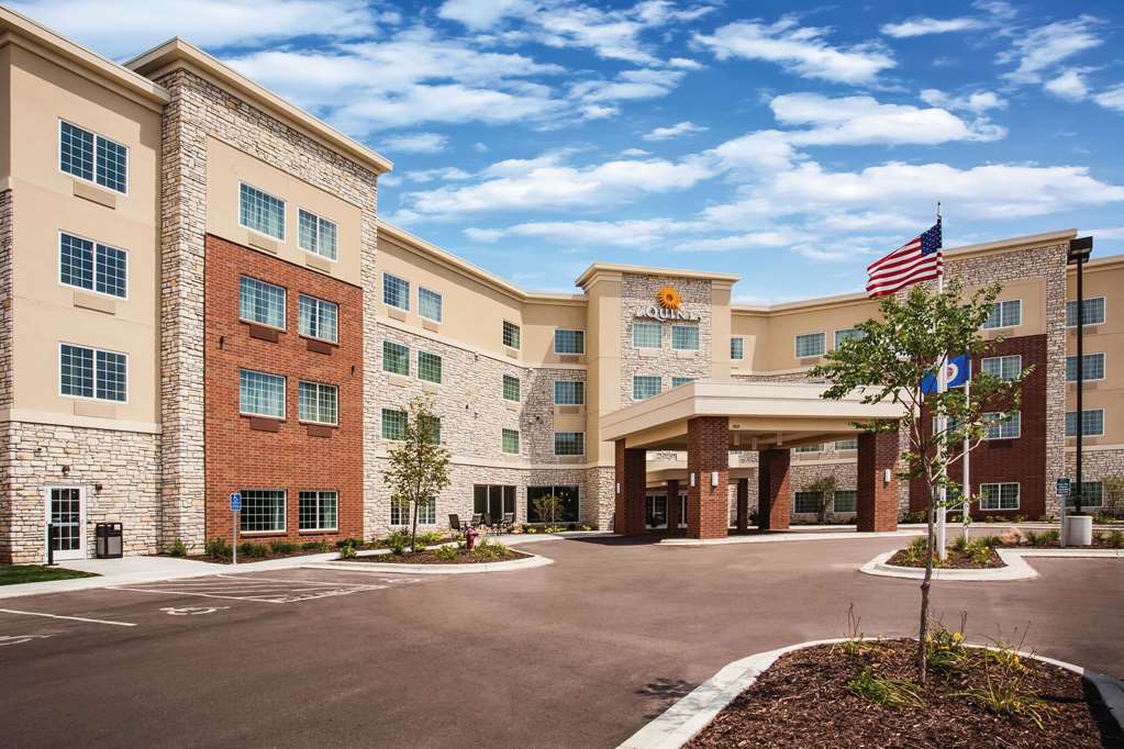 La Quinta Inn & Suites St. Paul - thumb 2