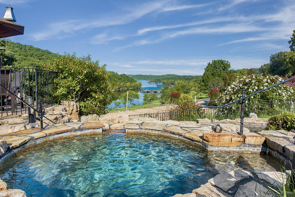 Big Cedar Lodge - thumb 2