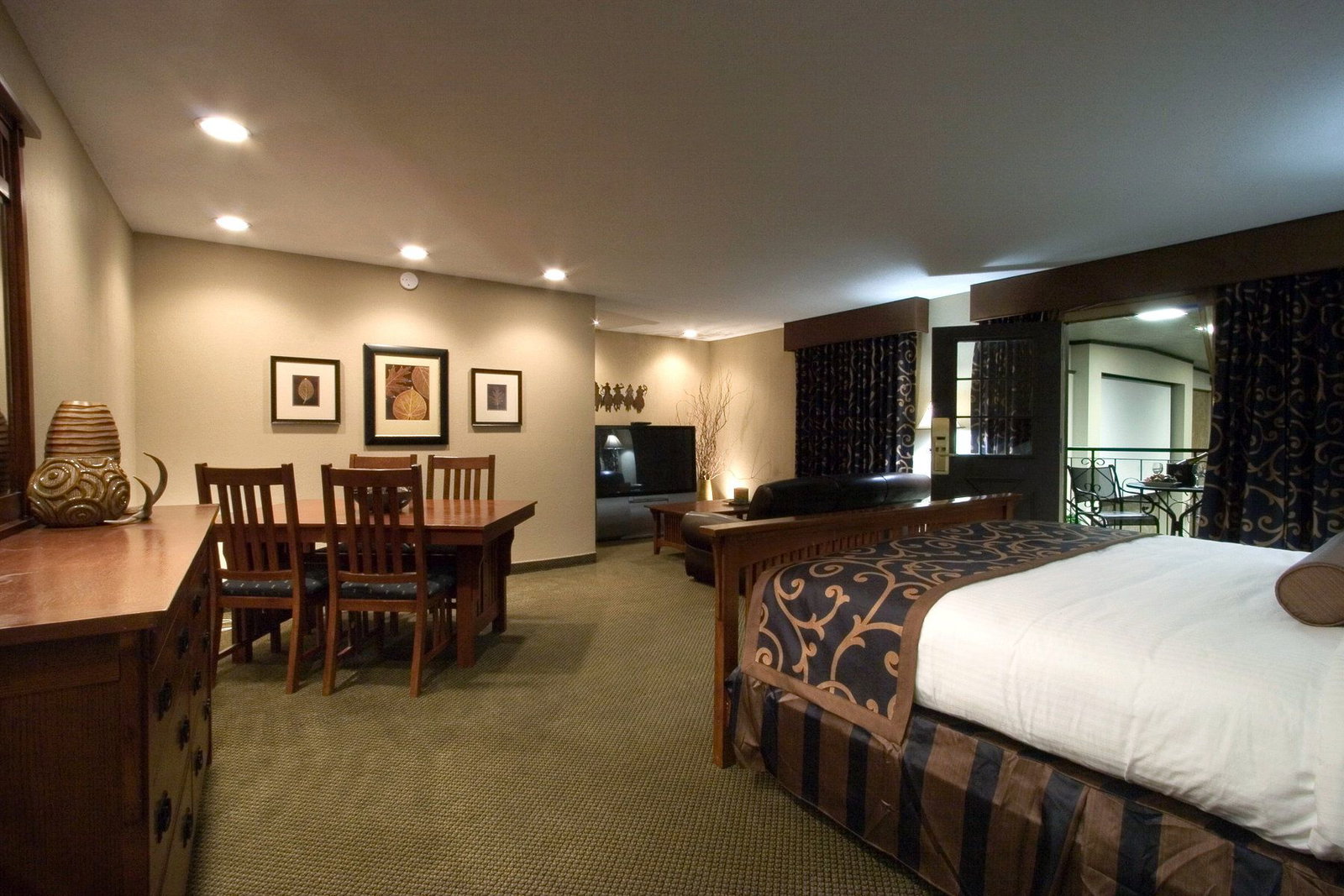Heritage Inn - thumb 10