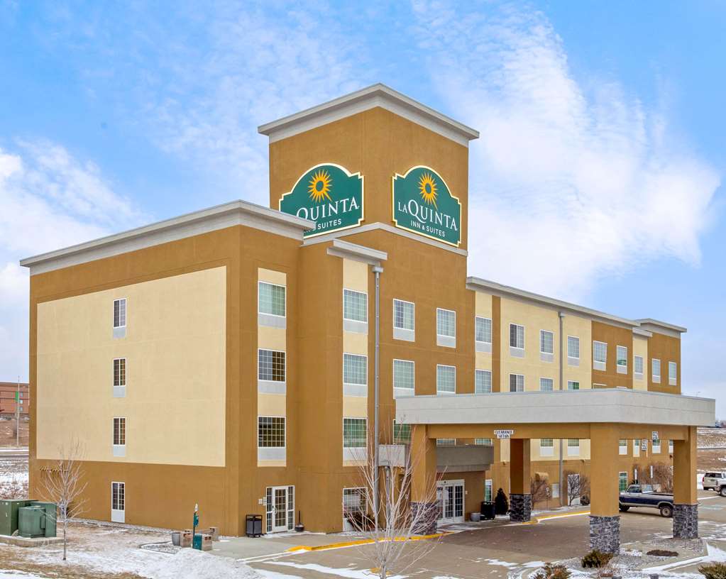 La Quinta Inn & Suites Dickinson - thumb 2