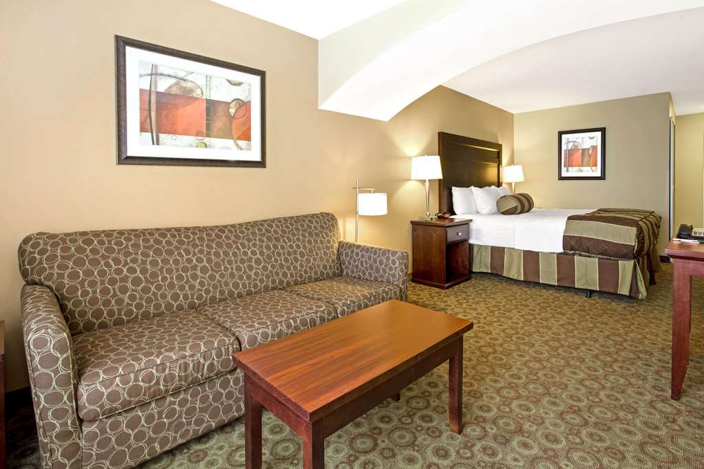 La Quinta Inn & Suites Dickinson - thumb 12