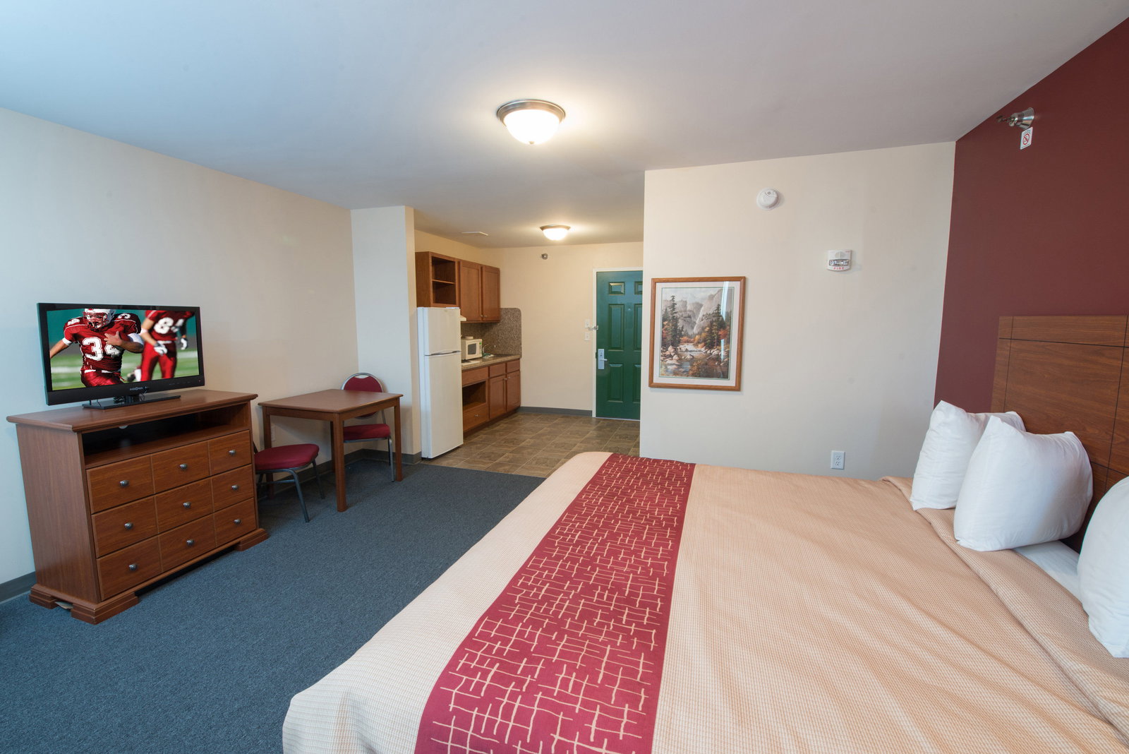 Red Roof Inn & Suites Dickinson - thumb 13