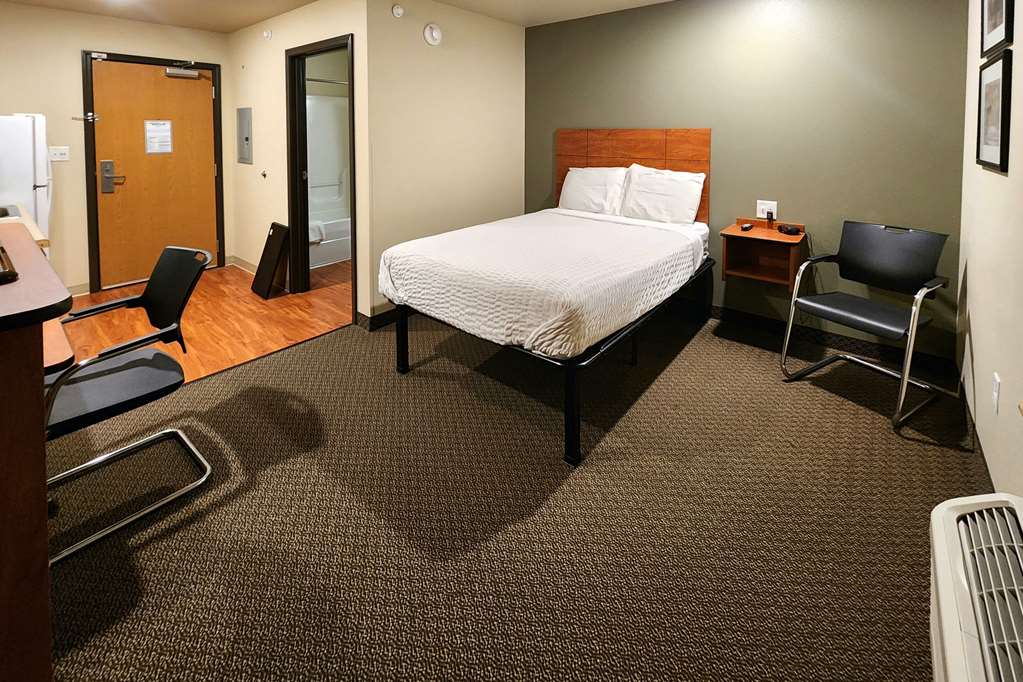 WoodSpring Suites Dickinson - thumb 9