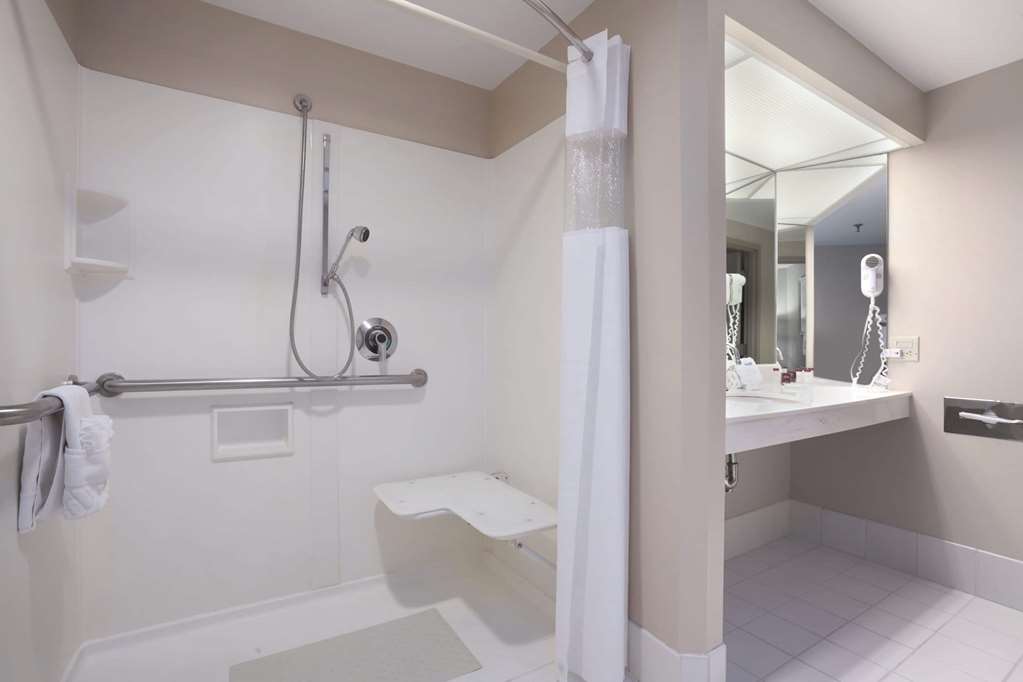41 Lakefront Hotel, Trademark Collection - thumb 4