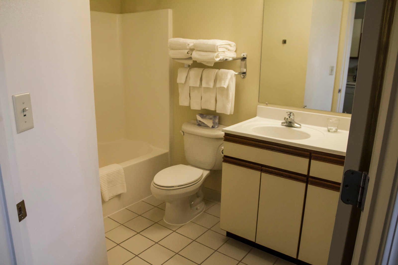 Candlewood Suites Syracuse-Airport - thumb 6