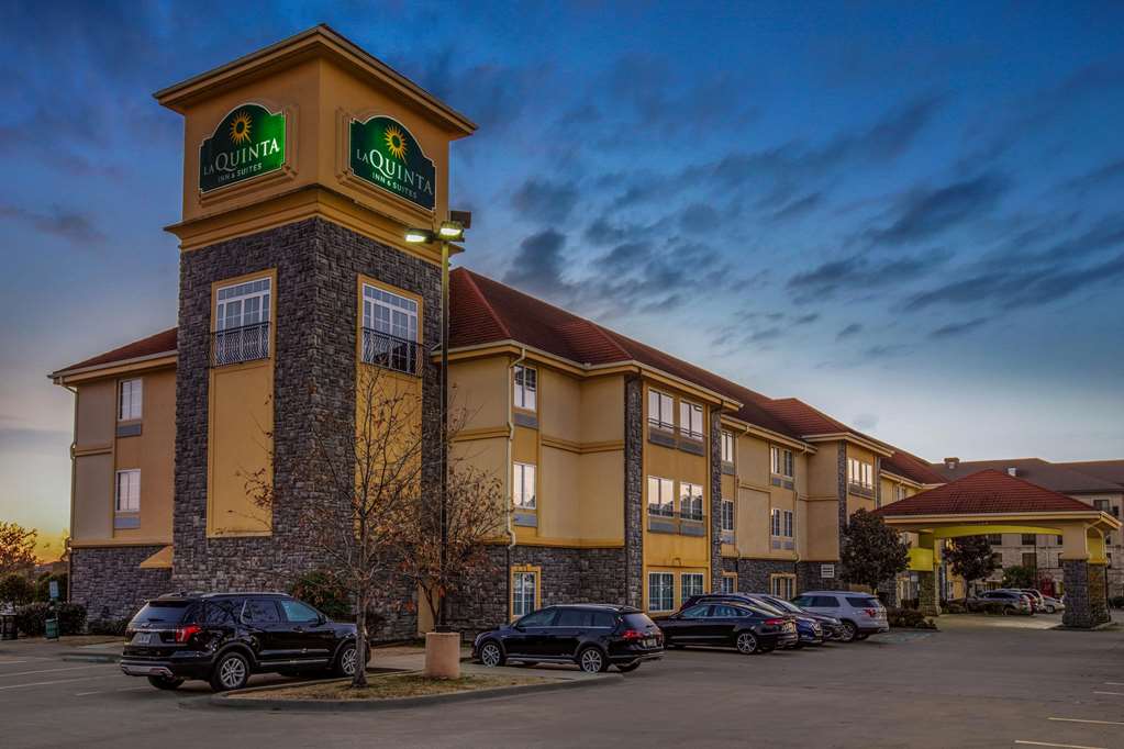 La Quinta Inn & Suites Conway - thumb 0