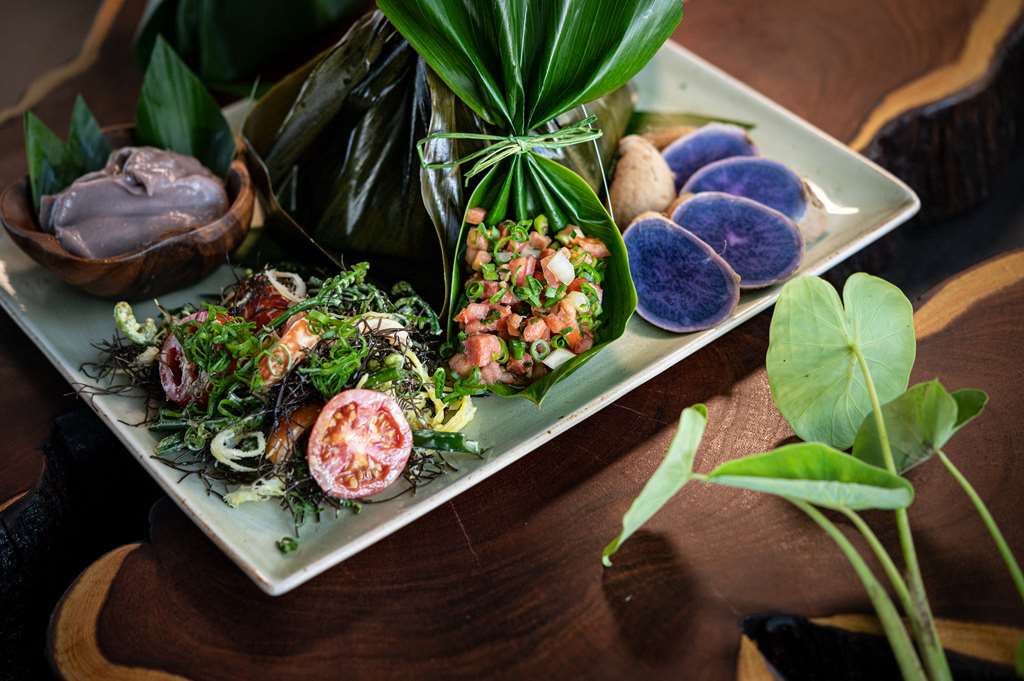 Kaanapali Beach Hotel - thumb 12