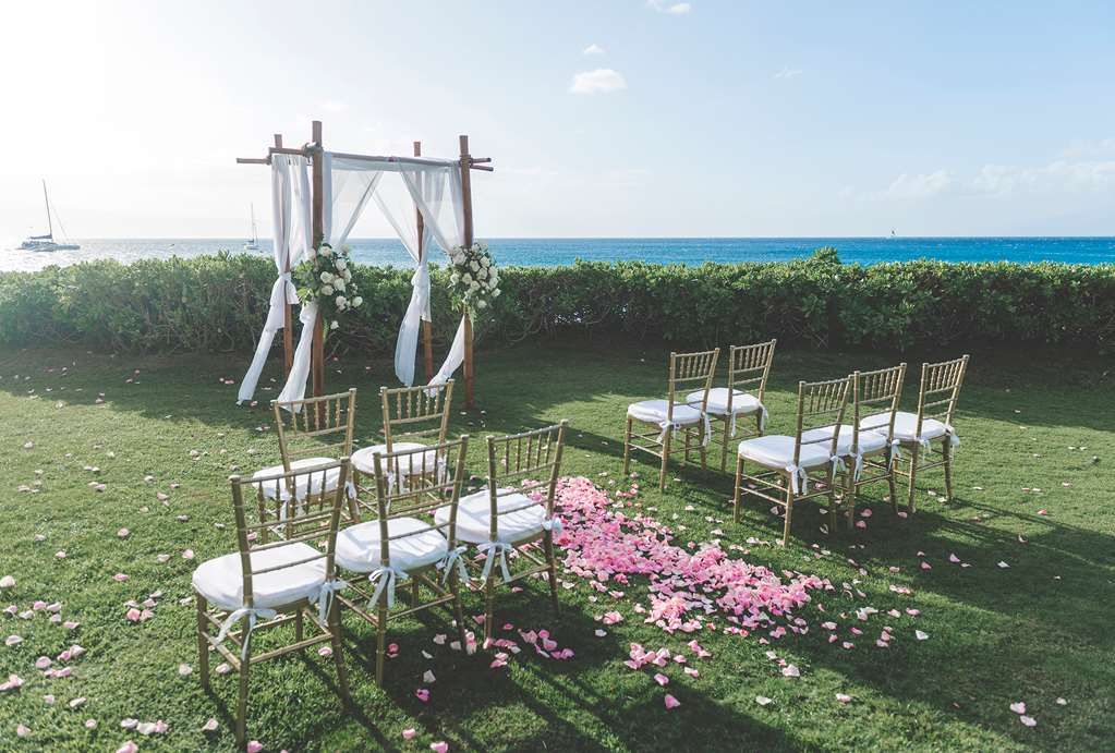 Kaanapali Beach Hotel - thumb 17