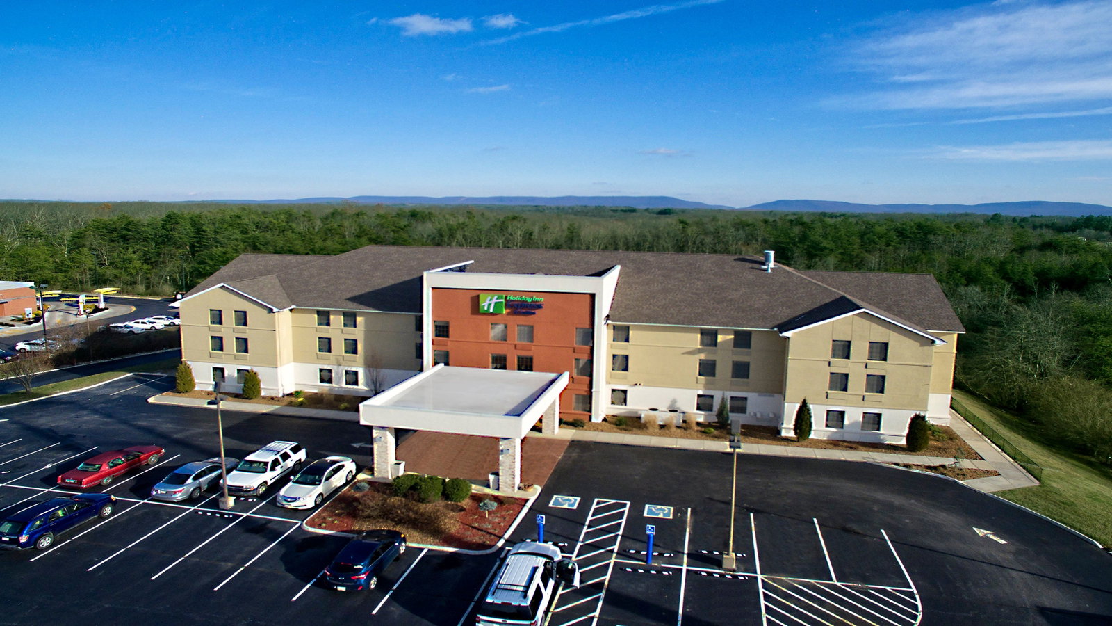 Holiday Inn Express - thumb 2