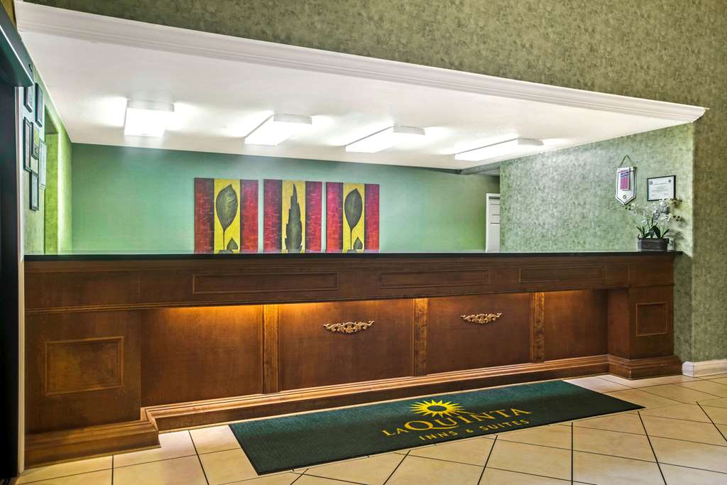La Quinta Inn & Suites Fort Smith - thumb 4