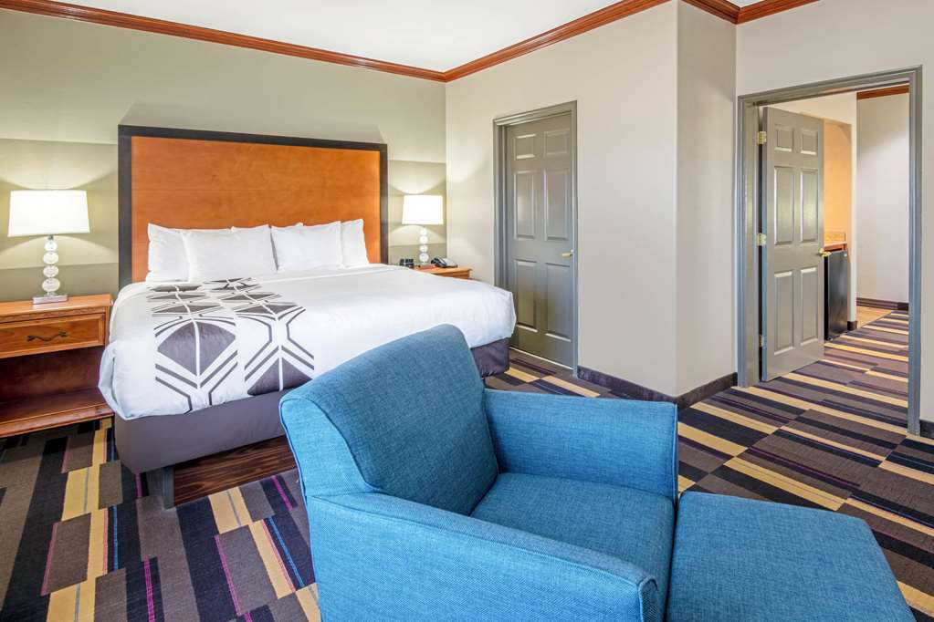 La Quinta Inn & Suites- Moore - thumb 10