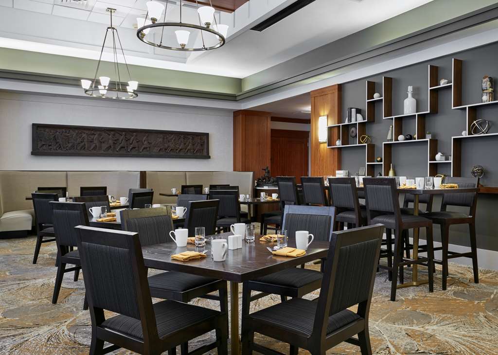 The Inn At Penn, A Hilton Hotel - thumb 11