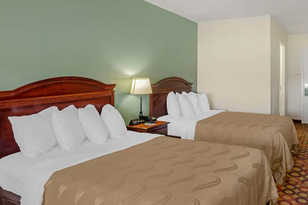 Quality Inn - thumb 8