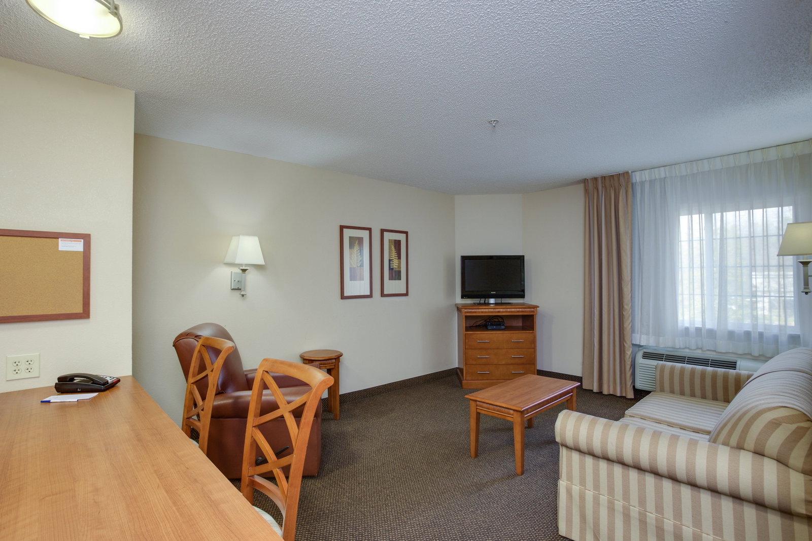 Candlewood Suites Richmond Airport - thumb 10