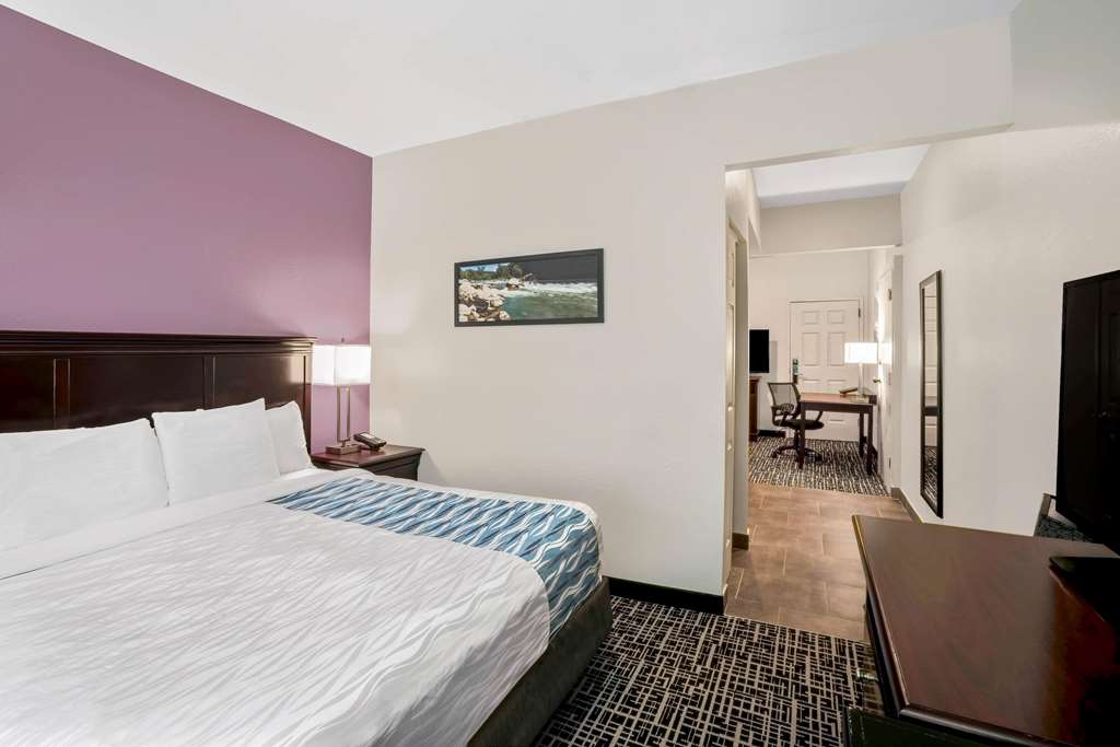La Quinta Inn & Suites Cookeville - thumb 9