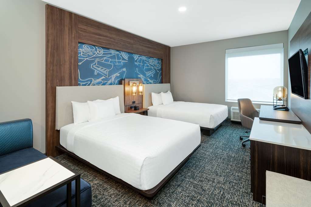 La Quinta Inn & Suites Downtown Stadium - thumb 5