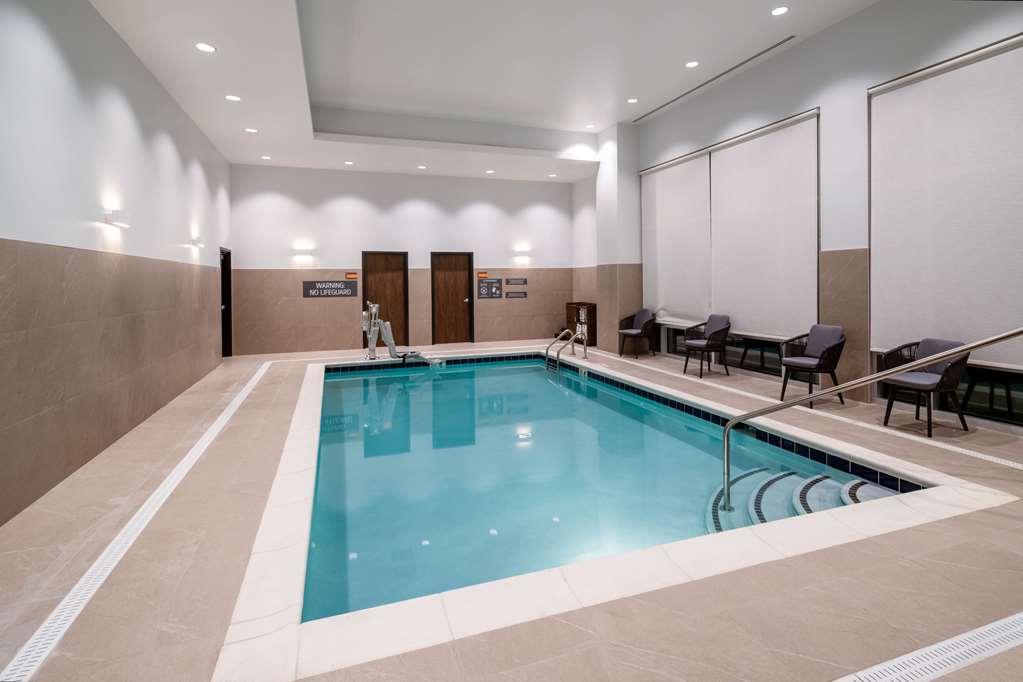 La Quinta Inn & Suites Downtown Stadium - thumb 6