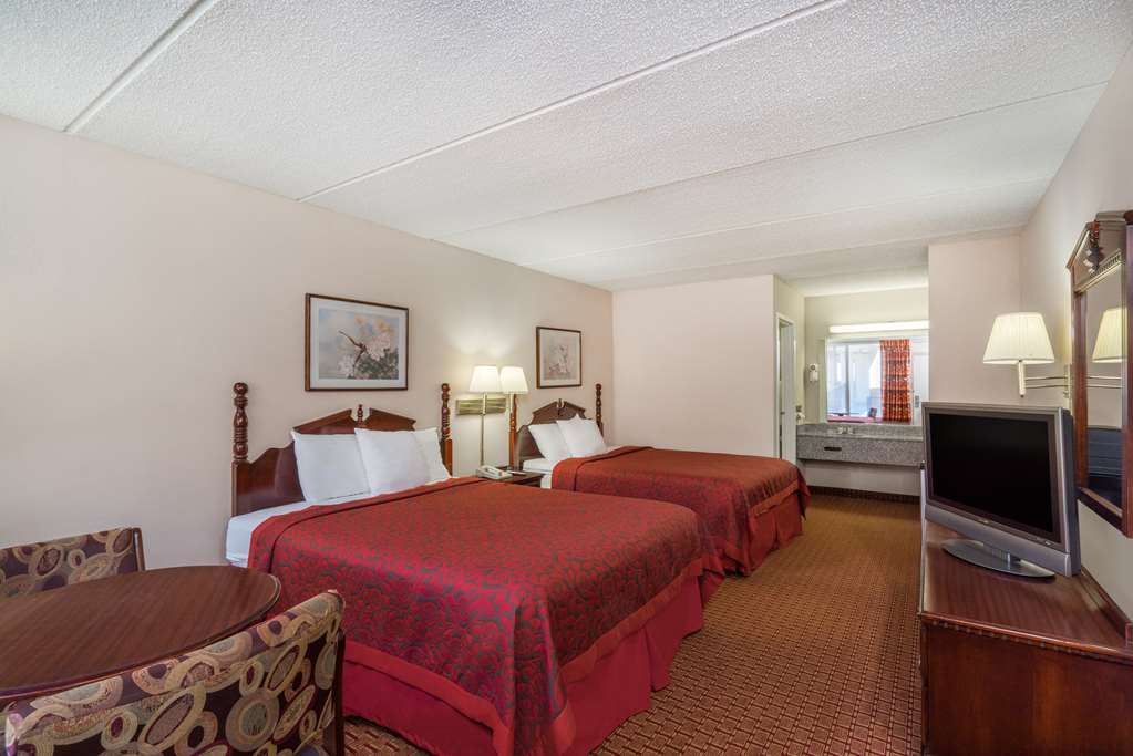Days Inn Hurricane Mills - thumb 2
