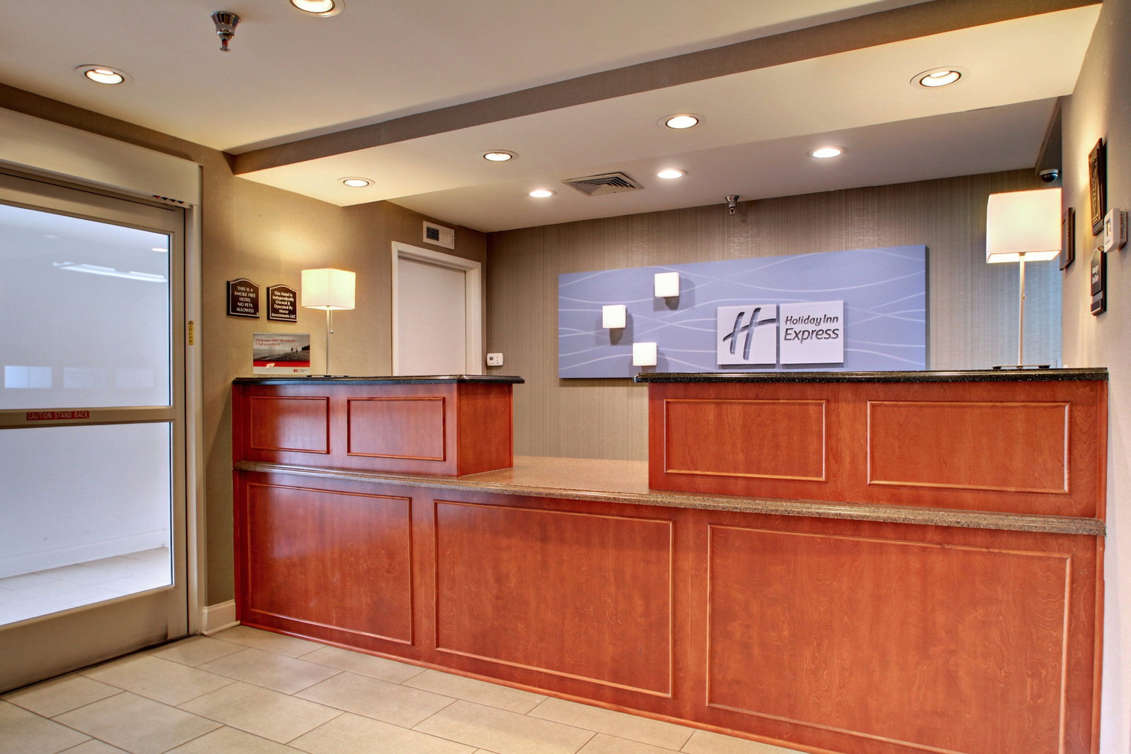 Holiday Inn Express - thumb 7