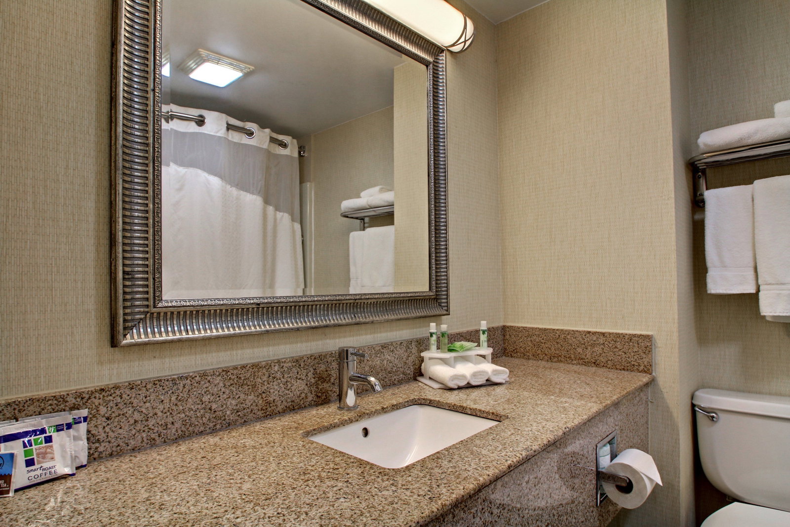Holiday Inn Express - thumb 9