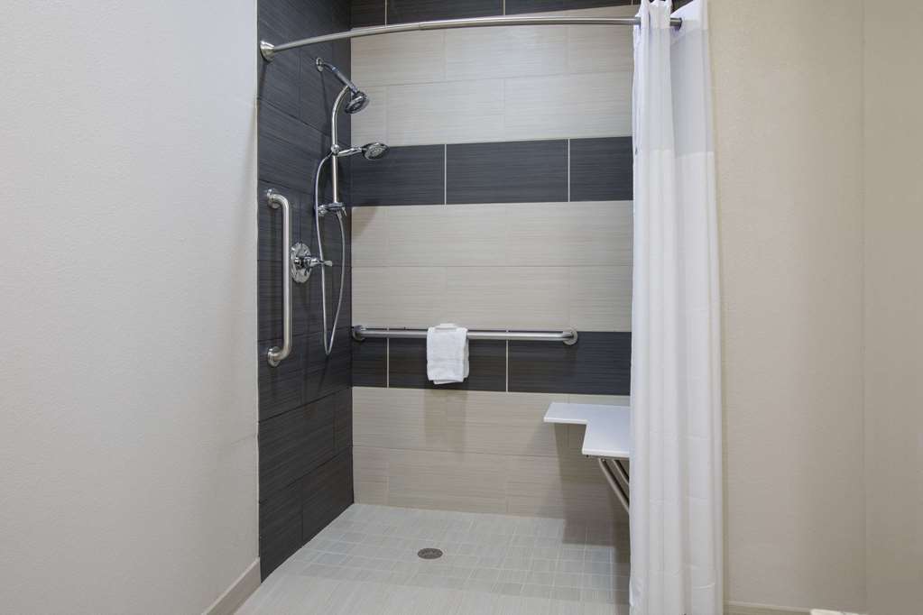 Days Inn Bryan - thumb 10