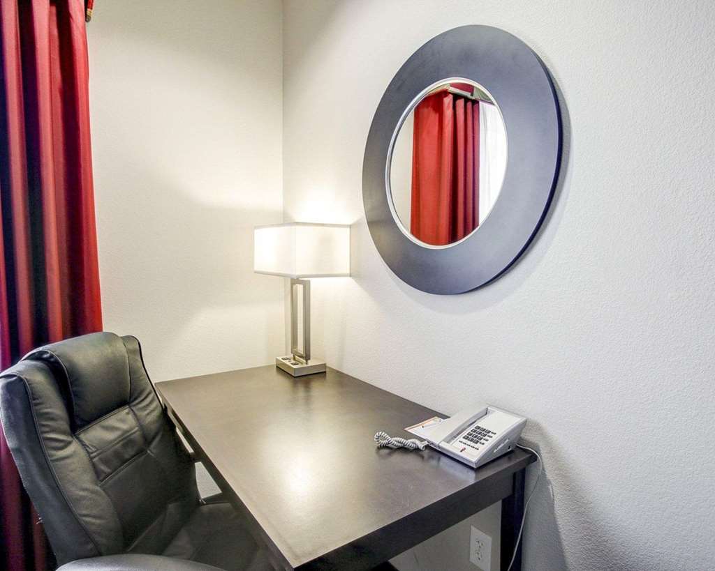 Quality Inn & Suites Bryan - thumb 6
