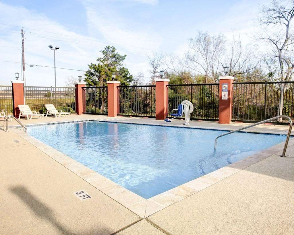 Quality Inn & Suites Bryan - thumb 7