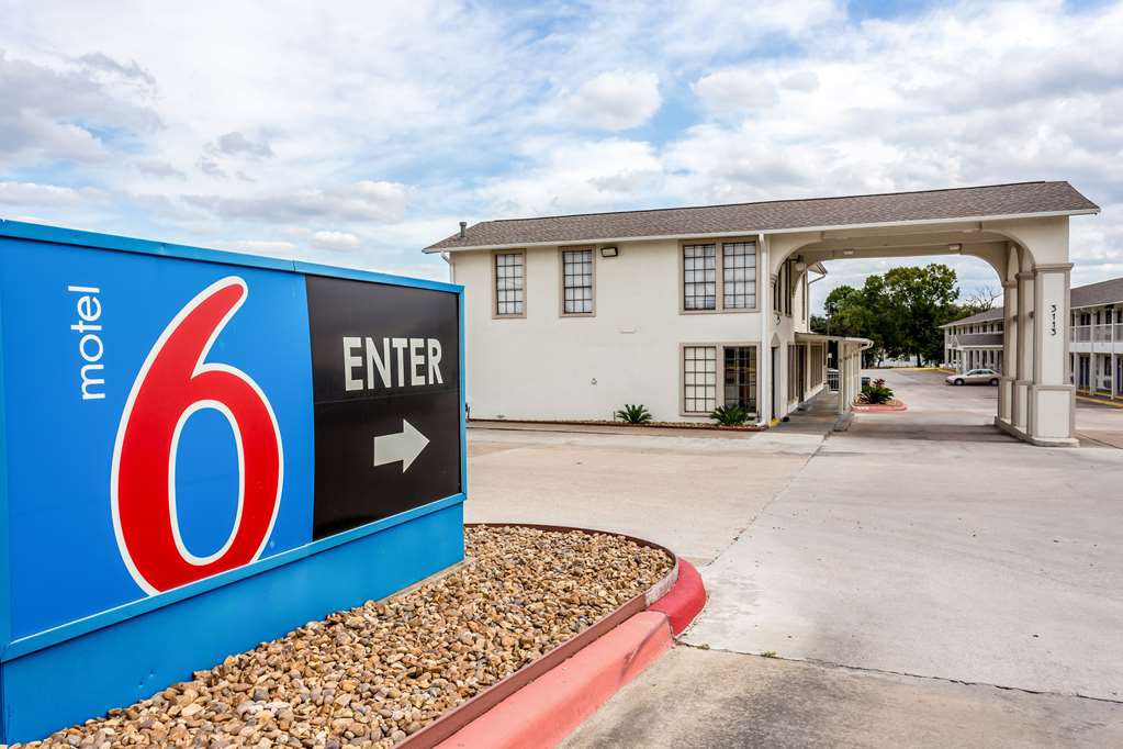 Motel 6 Bryan - thumb 6
