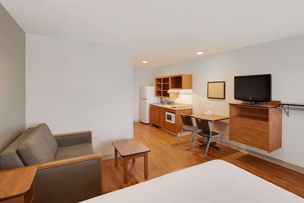 WoodSpring Suites College Station - thumb 8
