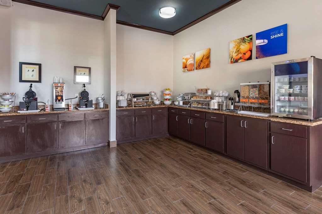 Comfort Suites - thumb 6