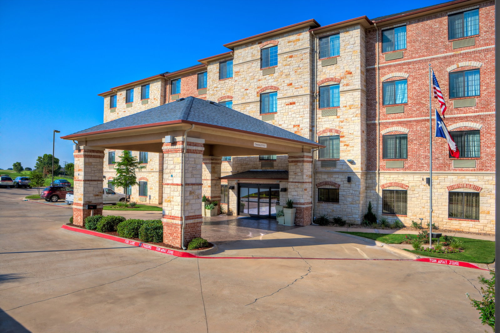 Holiday Inn Express & Suites Granbury - thumb 0
