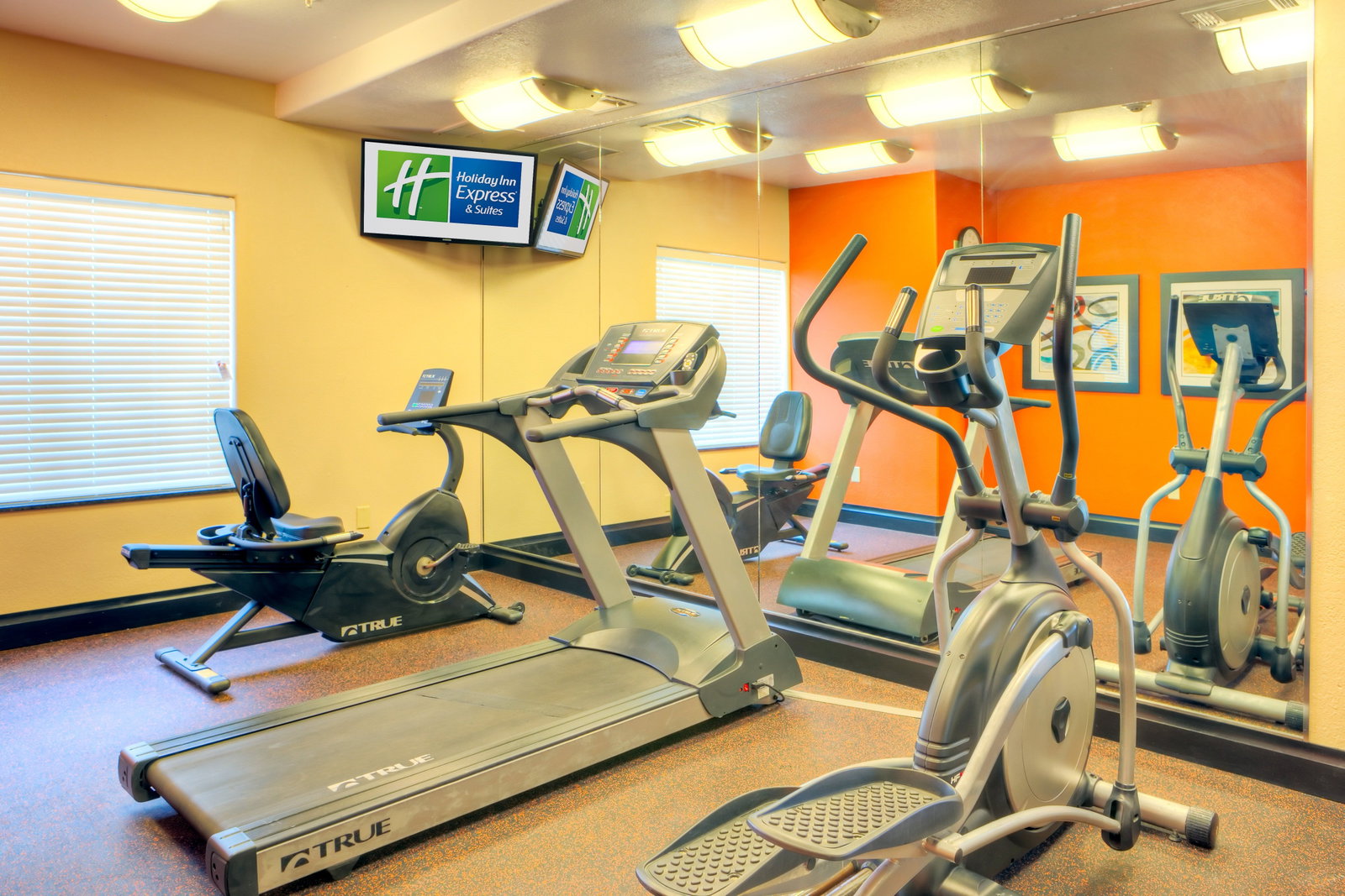 Holiday Inn Express & Suites Granbury - thumb 15