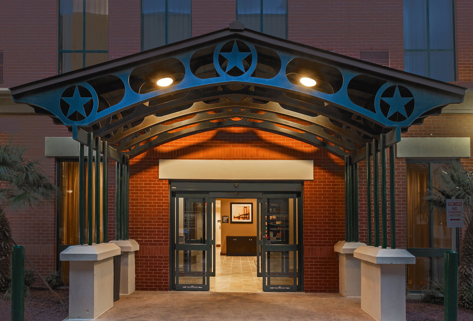 Staybridge Suites - thumb 1