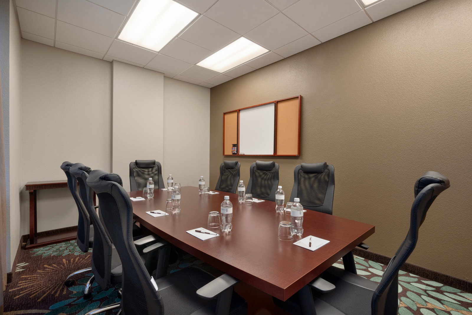 Staybridge Suites - thumb 9