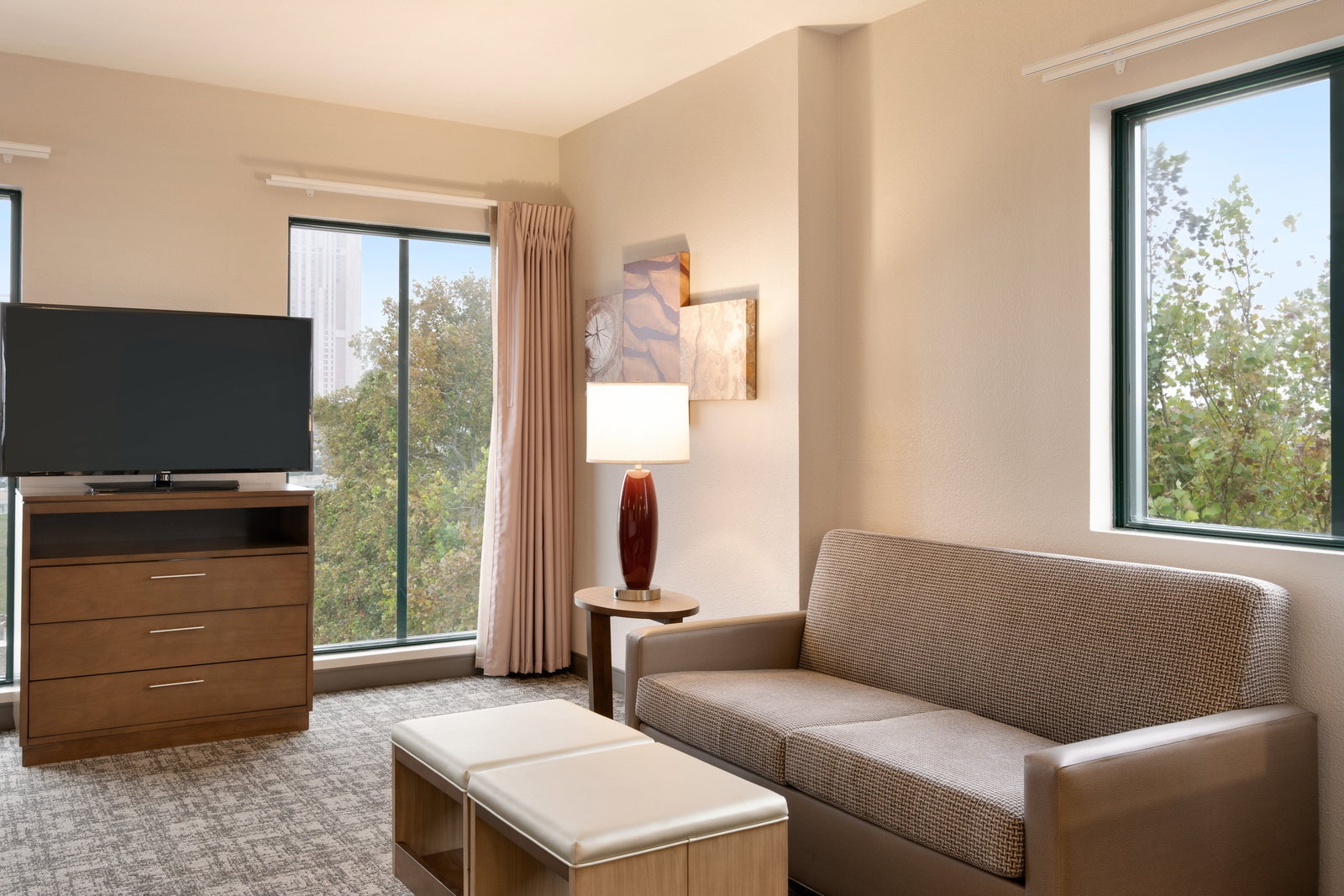 Staybridge Suites - thumb 13