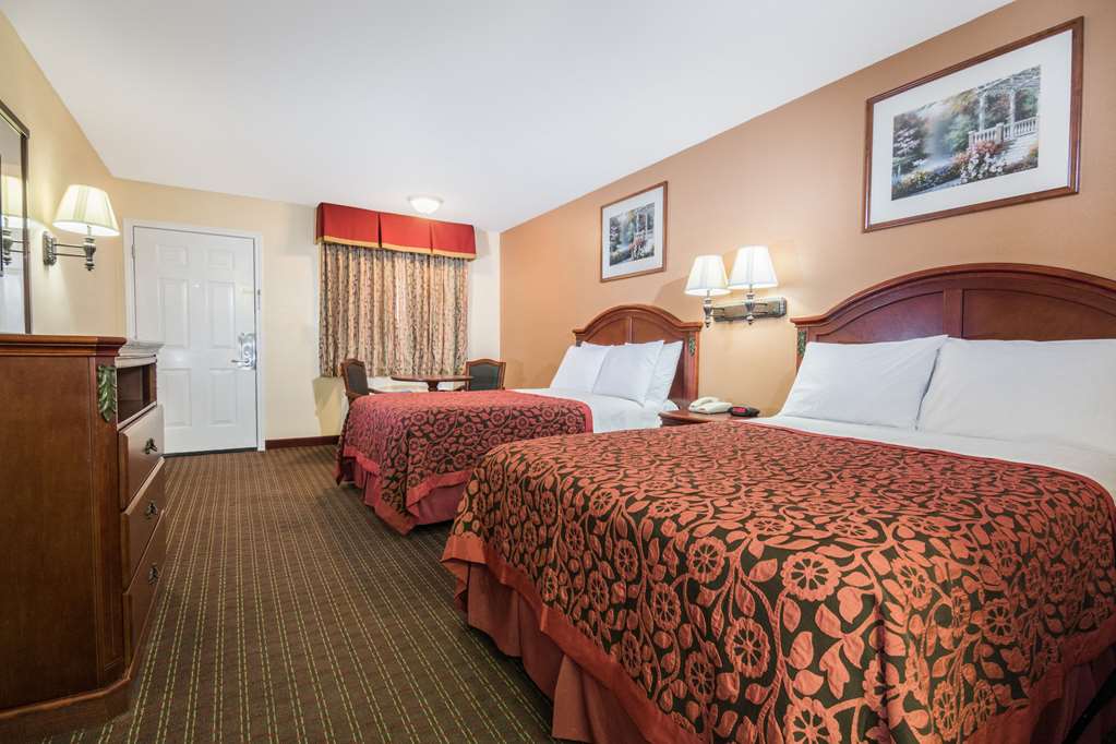 Days Inn Temple - thumb 10