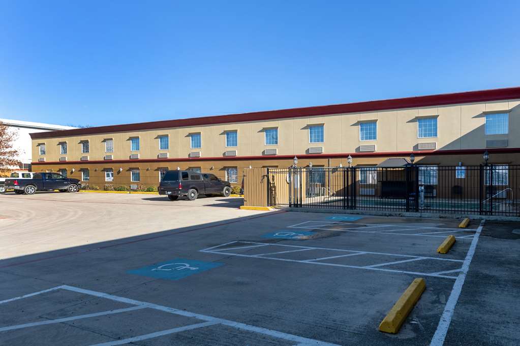 Americas Best Value Inn North - thumb 2