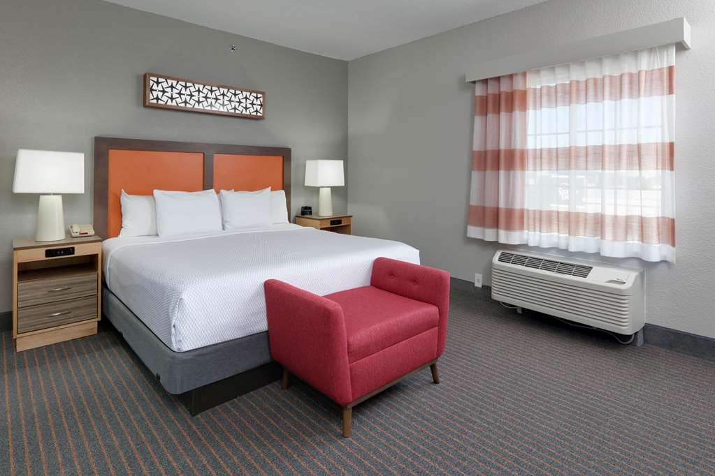La Quinta Inn & Suites Dallas Love Field - thumb 13