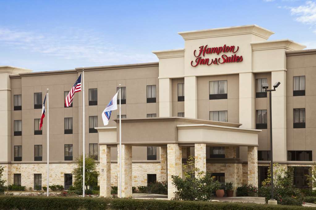 Hampton Inn & Suites Conroe - thumb 0