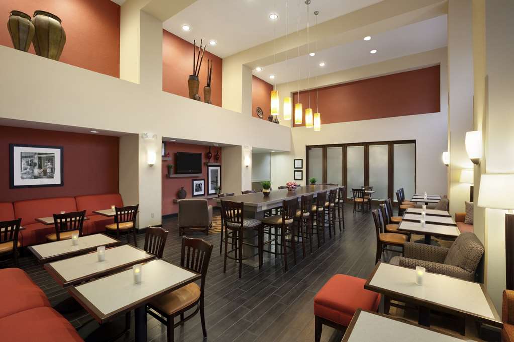 Hampton Inn & Suites Conroe - thumb 4