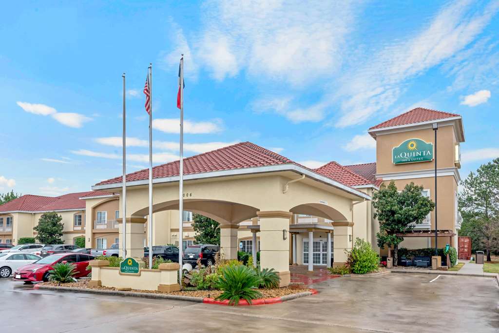 La Quinta Inn & Suites Conroe - thumb 1