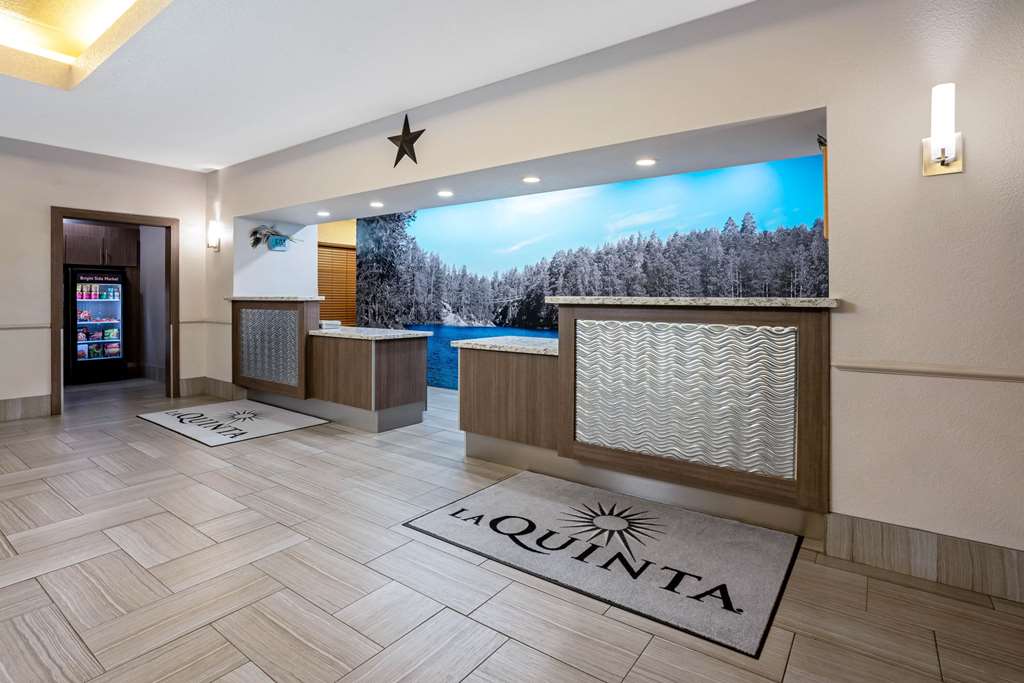 La Quinta Inn & Suites Conroe - thumb 4