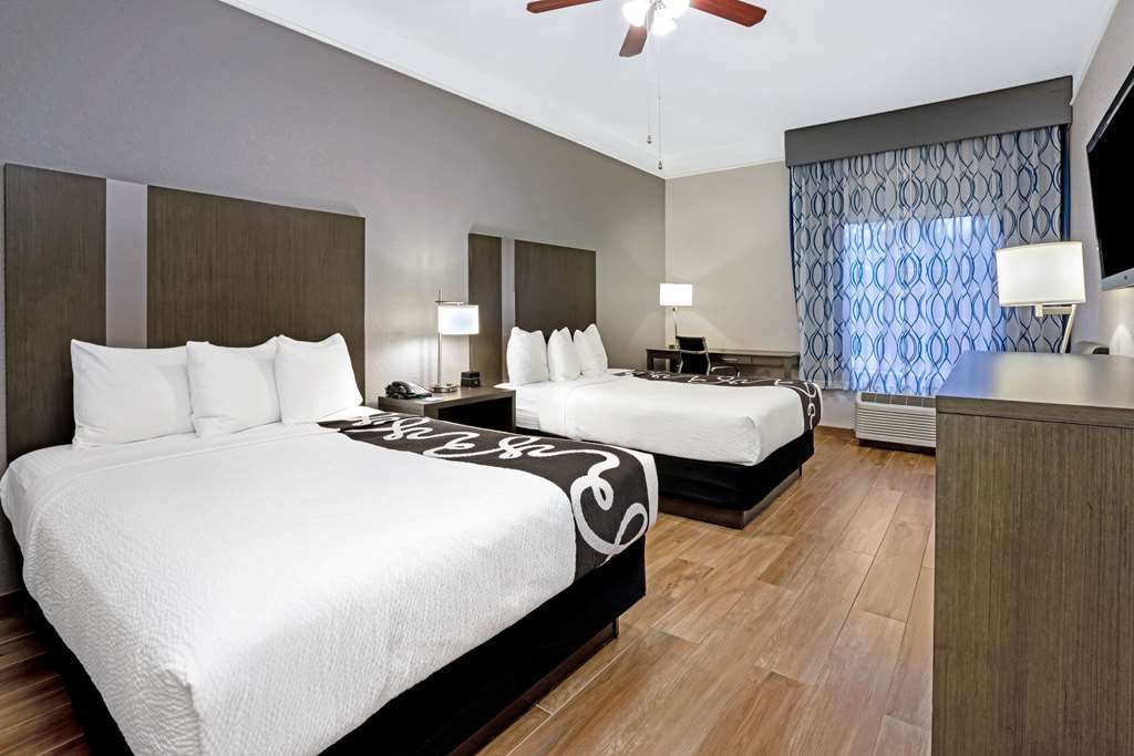 La Quinta Inn & Suites Conroe - thumb 7