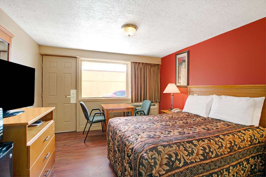 Knights Inn Galveston - thumb 4