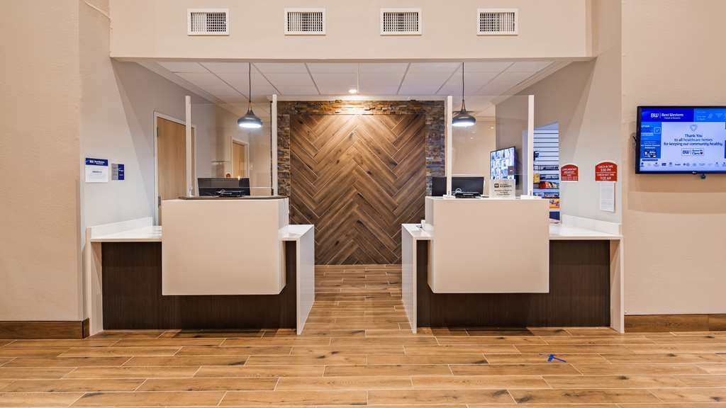 Best Western Plus Elizabethtown Inn Stes - thumb 3