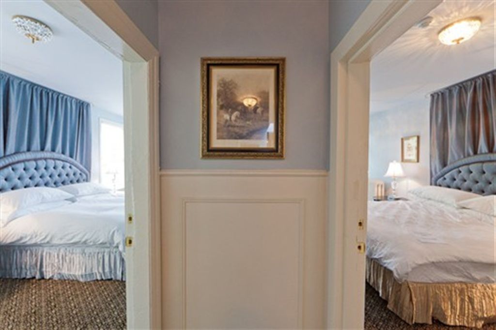 Ballard Inn - thumb 1