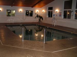 AmeriVu Inn & Suites - Cumberland - thumb 3